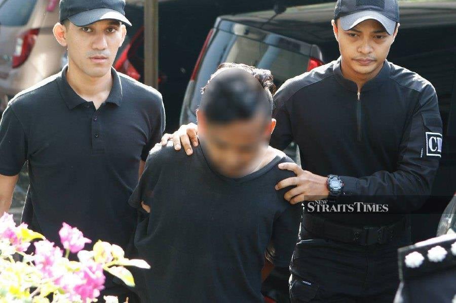 Mohamad Aizat Samin, however, showed no emotion when the charge was read out to him before magistrate Nurdiyanah Mohd Nawawi. - NSTP/AIZUDDIN SAAD