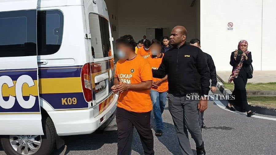 The magistrate’s court here has granted a one-day remand extension against the son of Perlis Menteri Besar and four others detained for probe over a false claim involving RM600,000. - NSTP/AIZAT SHARIF