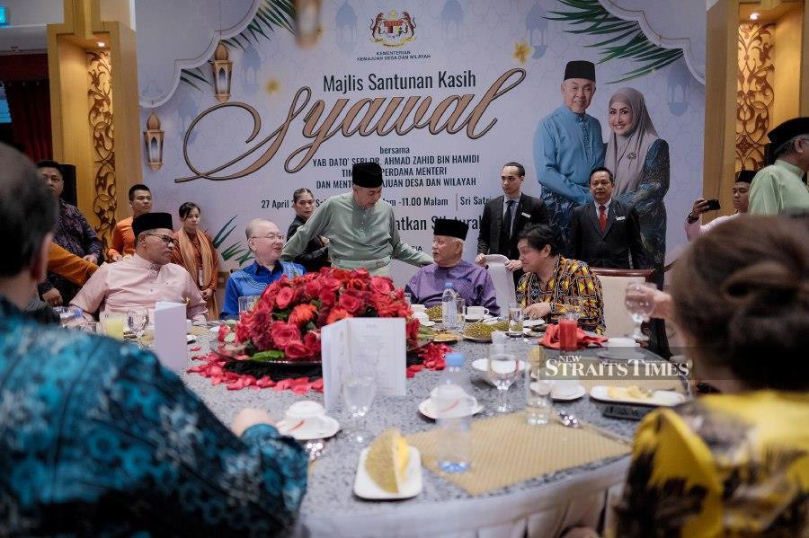 “I think we should close old chapters, and open a new one,” he said during the Santunan Kasih Syawal programme, here. - NSTP/ASYRAF HAMZAH