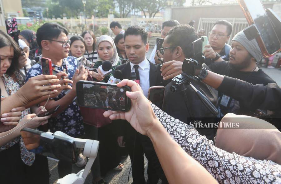Represented by counsels Fahmi Abd Moin and Mahmud Jumaat, the couple were brought in for court proceedings. They are expected to be charged today. - NSTP/MOHAMAD SHAHRIL BADRI SAALI