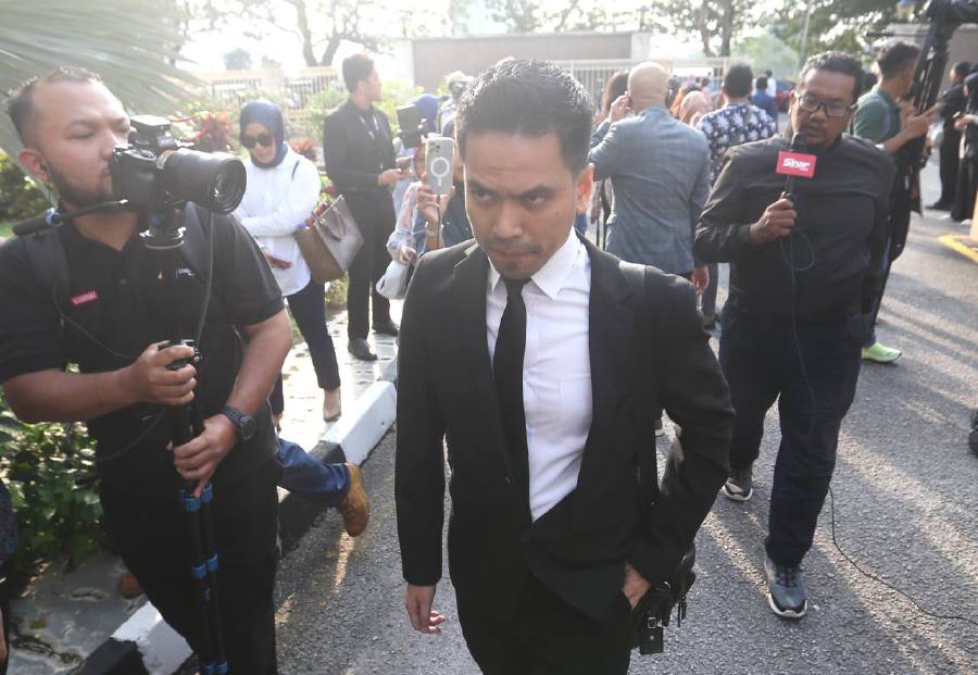 Counsel Mahmud Jumaat is unsure if the parents of autistic boy Zayn Rayyan Abdul Matiin will be charged with the murder of their six-year-old son. - NSTP/MOHAMAD SHAHRIL BADRI SAALI