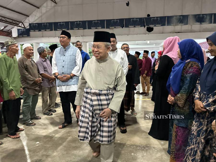 Tengku Razaleigh Hamzah attending the Gua Musang Umno division buka puasa event. NSTP Pic