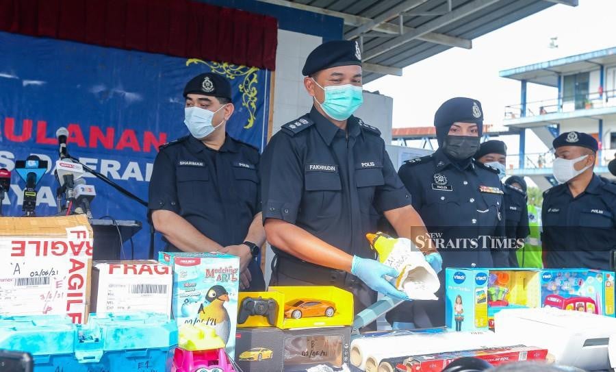Police Cripple Drug Smuggling Ring Using Courier Service Nsttv