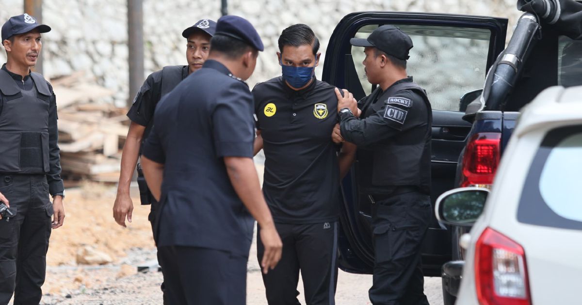 [UPDATED] Policeman charged with Nur Farah Kartini's murder [WATCH ...