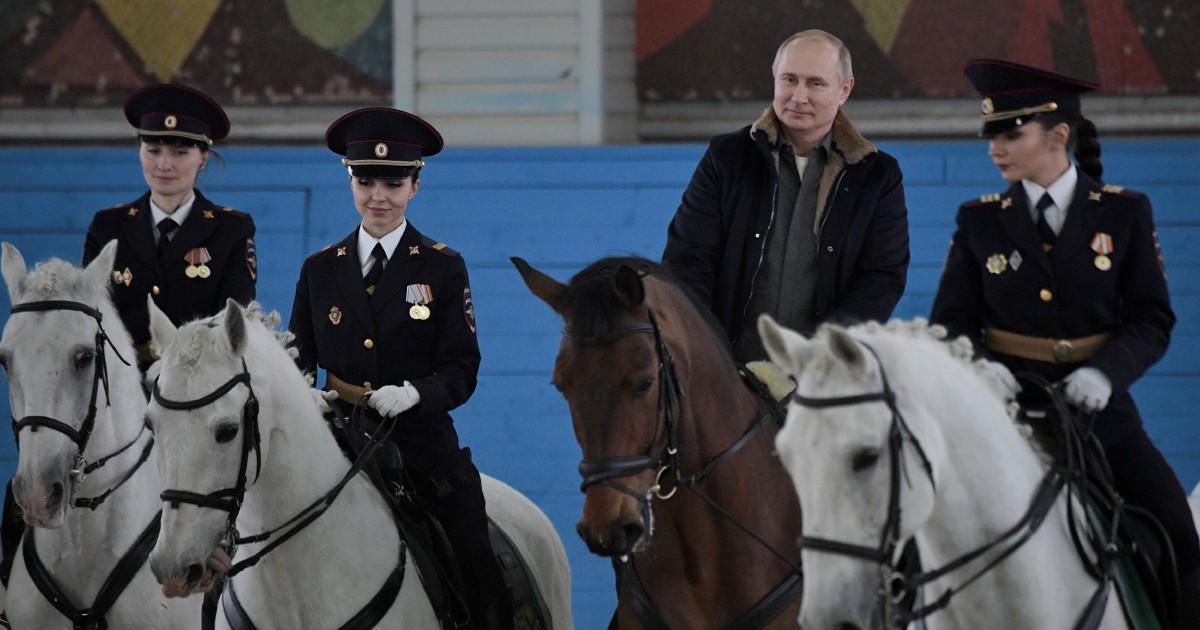 Putin rides horse with female police ahead of International Women's Day ...