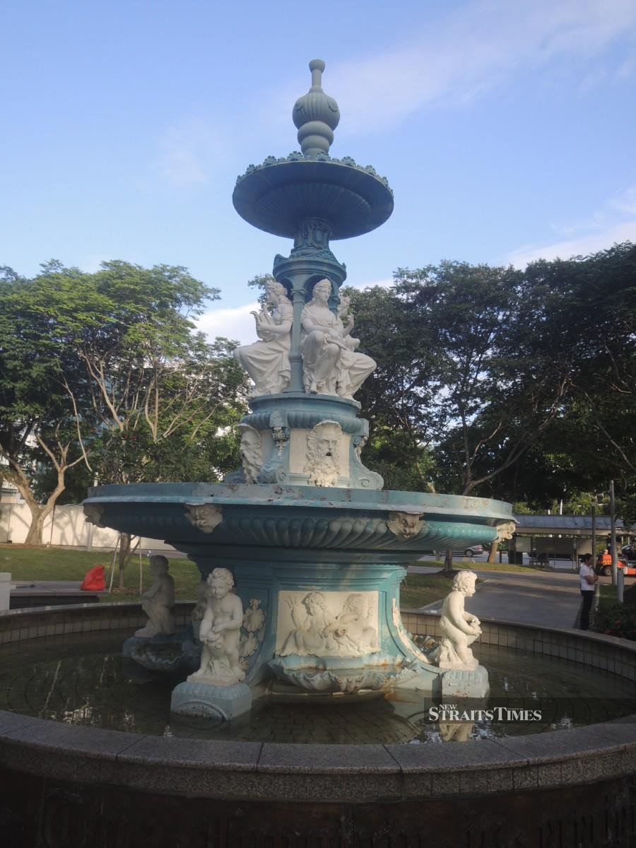  This fountain was erected in 1882 to honour Tan's $130,000 donation to establish Singapore’s first reservoir and waterworks.