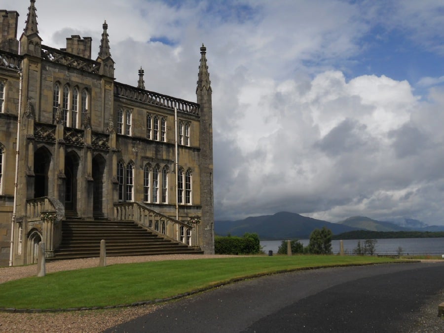 Stately mansions dot the Scottish Highlands landscapes. Pix by Zaaba Johar