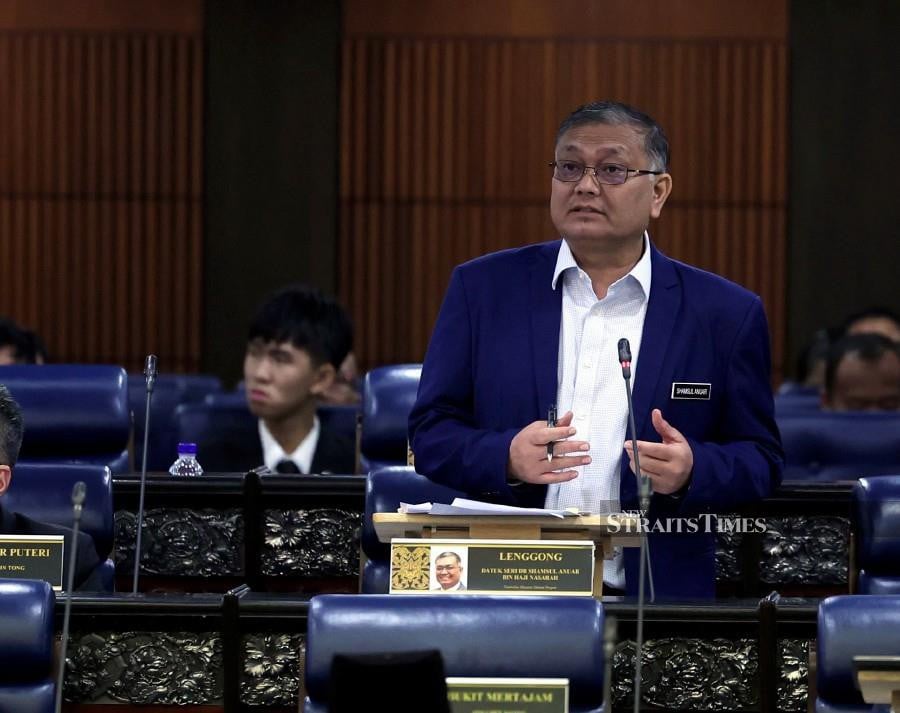 Datuk Seri Shamsul Anuar Nasarah speaking during the Dewan Rakyat sitting today. - BERNAMA PIC