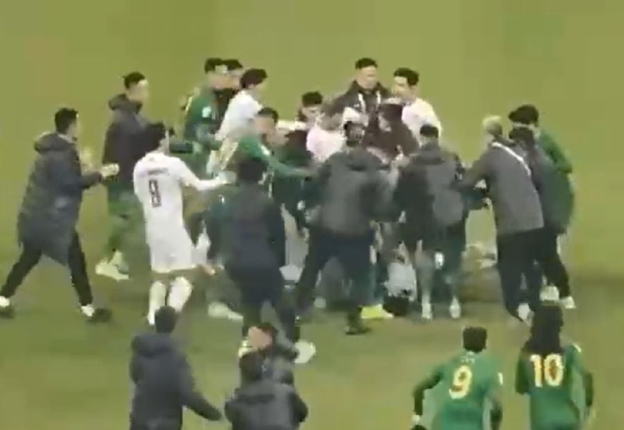Buriram United and Zhejiang players were involved in a scuffle during the match in Huzhou. 