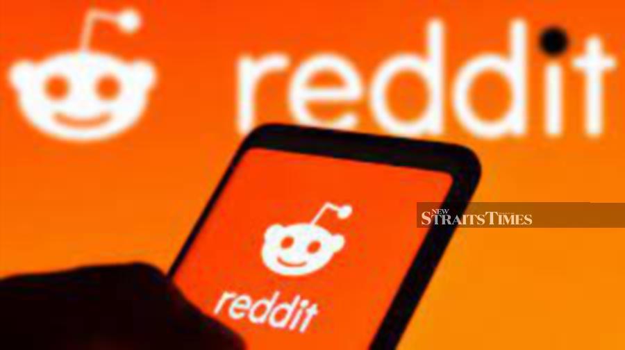 Reddit logo seen on mobile