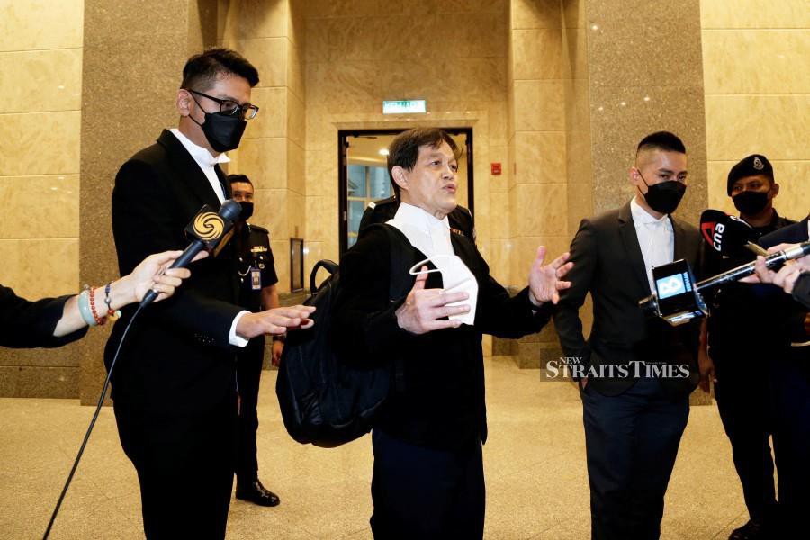 Counsel Hisyam Teh Poh Teik speaks to reporters at the Federal Court in  Putrajaya. - NSTP/AIZUDDIN SAAD