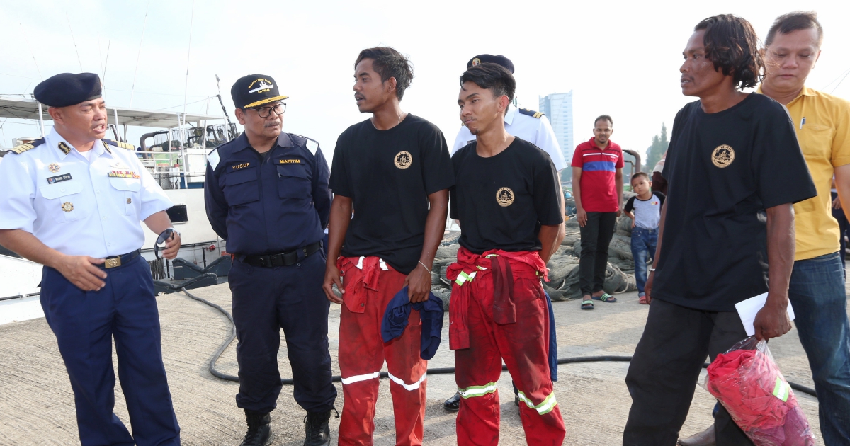 3 resort workers survive 3 days adrift at sea | New Straits Times