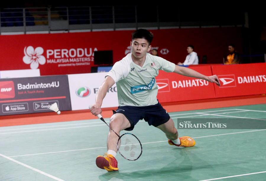  Leong Jun Hao in action against Taiwan’s Chi Yu Jen during the qualifying match of the Malaysia Masters at the Axiata Arena in Bukit Jalil. -NSTP/EIZAIRI SHAMSUDIN