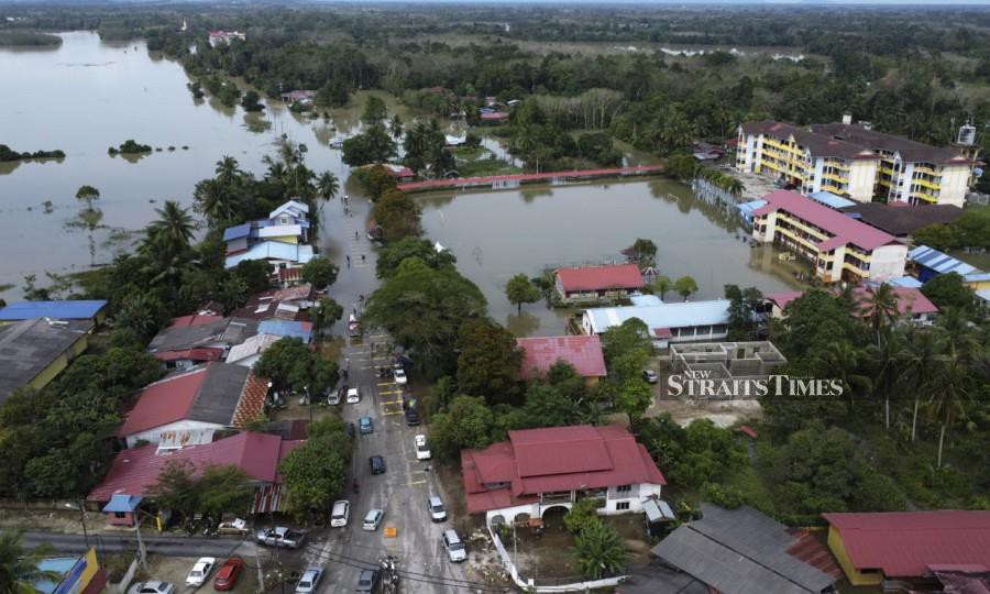 Pasir Mas Floods Claim Third Victim 