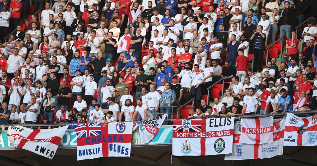 NFL Crowd Singing “Sweet Caroline” - NFL London 2022 