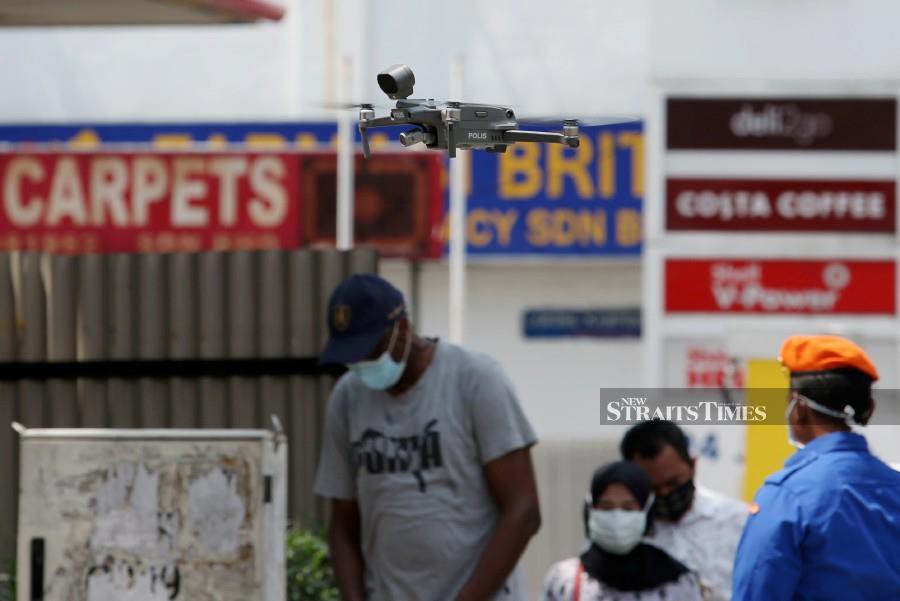 The authorisation was given to the police via the Drone Unit of Police Airwing for the operation of Unmanned Aircraft Systems (UAS)/drones in efforts to curb the spread of Covid-19. -NSTP/EIZAIRI SHAMSUDIN