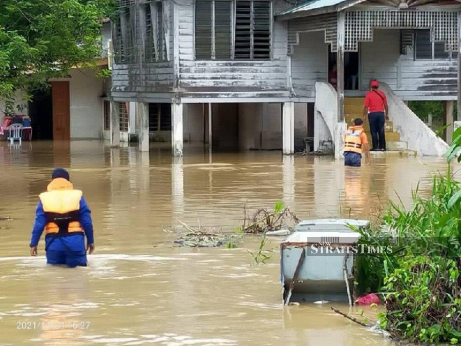 Flood Relief Centre Opened In Hilir Perak With 94 Flood Victims Taking ...