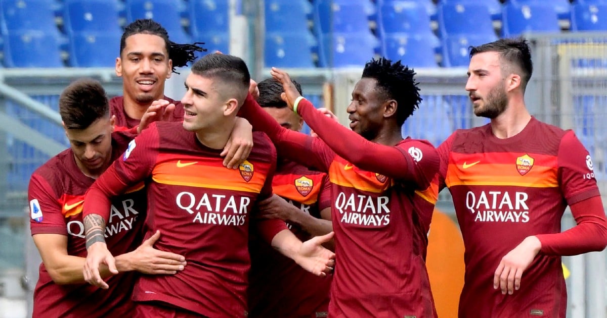 Mancini lifts Roma past Genoa to fourth in Serie A | New Straits Times