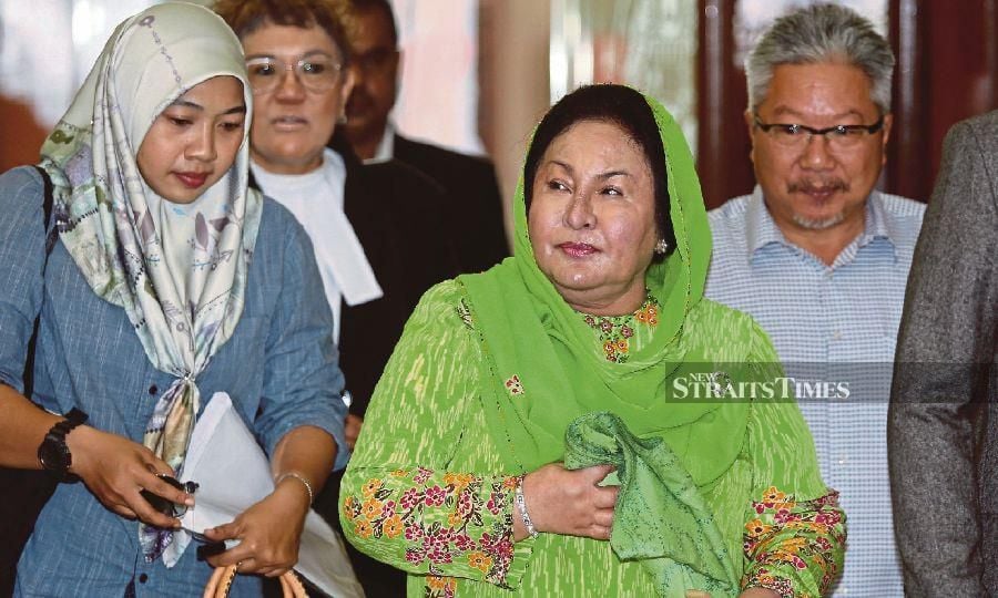 Datin Seri Rosmah Mansor was supposed be back from her trip to Singapore by Nov 21. - NSTP file pic