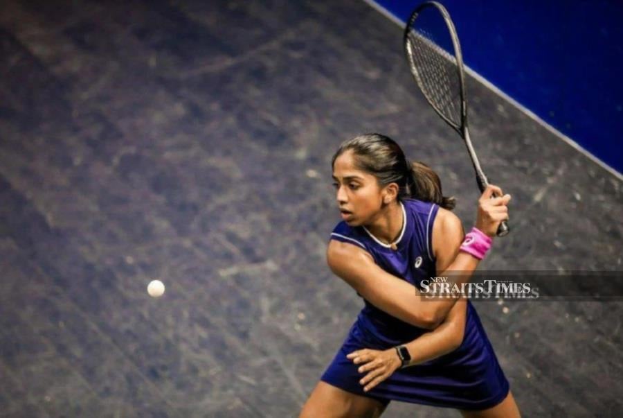 National No. 3 S.Sivasangari made an assured start at the Manchester Open squash championships as she looked to put her recent poor form behind her. - NSTP pic
