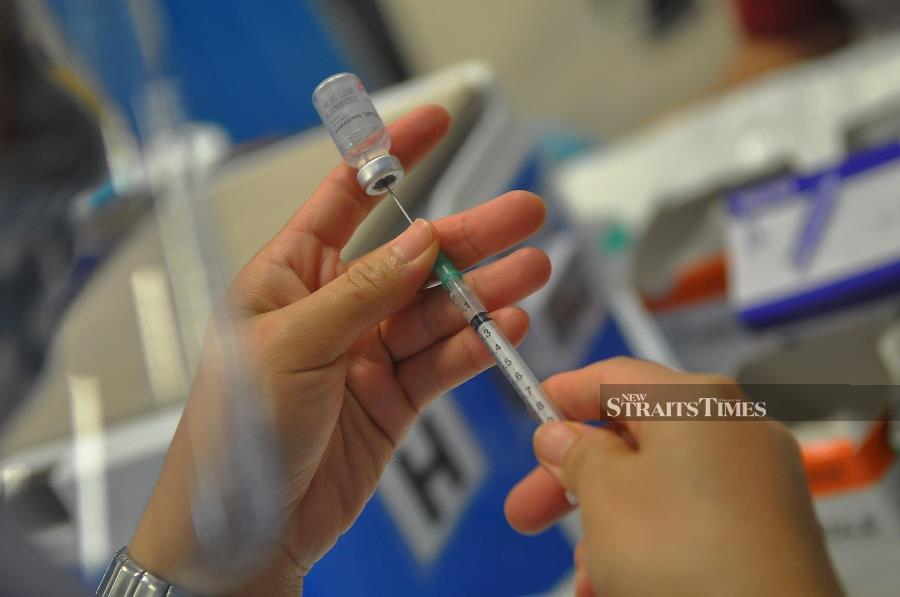 Darell said following reports that the state is facing a vaccine shortage, an explanation should be offered on whether Sabah received the 200,000 doses of the Cansino vaccine when it arrived at the Kuala Lumpur International Airport (KLIA) from China on Aug 20.  -  STR/MOHD ADAM ARININ. 