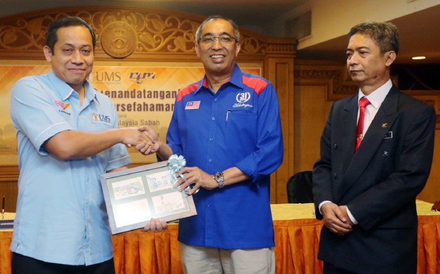 Salleh tells youth to master technology, not be mastered by it | New ...