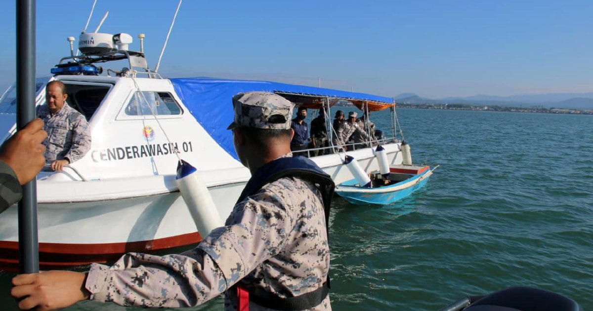 Esscom launches crackdown on pumpboats along Sabah's coastal water ...