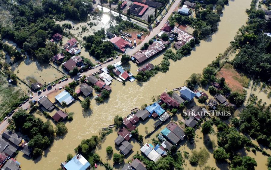 Kelantan flood situation improving, only Golok river above danger level ...