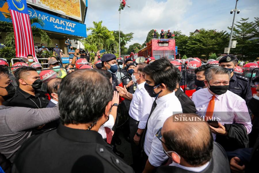 Police Say Mps Allowed To Enter Parliament Blocks Were For Illegal Gathering