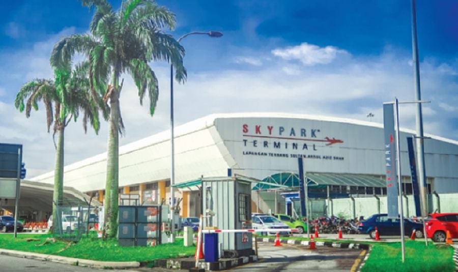 Skypark Terminal (formerly Terminal 3) at the Sultan Abdul Aziz Shah Airport are among WCT Holding Bhd’s malls.