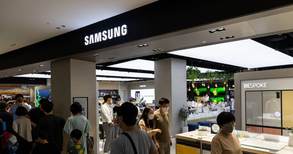 Samsung Electronics unions threaten first-ever strike