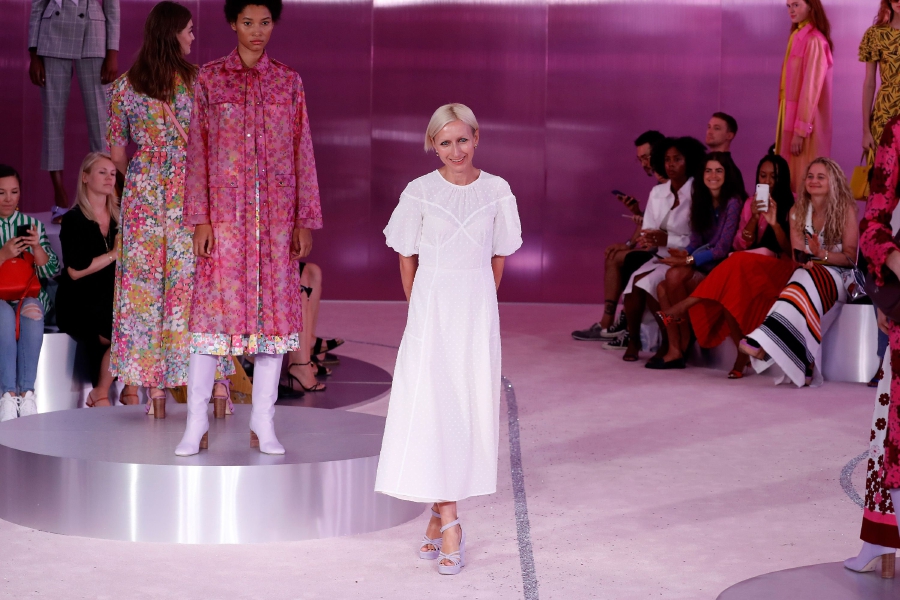 How Kate Spade New York Honored Its Founder's 'Sparkle' at New York Fashion  Week 2018