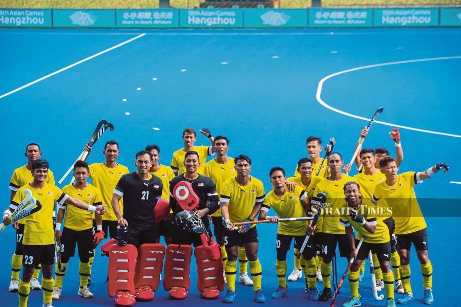 Seven injured hockey players are fighting against time to recover for a playing tour of Auckland, New Zealand, from Dec 8-18. - NSTP/ASYRAF HAMZAH