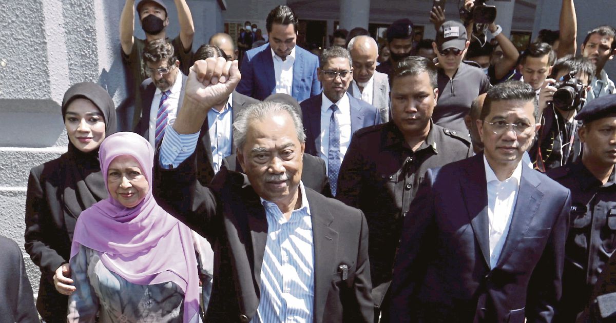 Muhyiddin Withdraws Application To Transfer Charges From Sessions Court ...