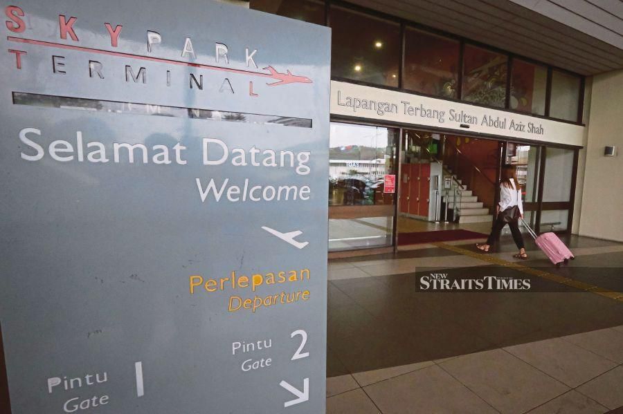 Sultan Abdul Aziz Shah Airport or better known as Subang Airport will see the resumption of narrowbody aircraft operations from up to five airlines from August this year. NSTP/ASYRAF HAMZAH