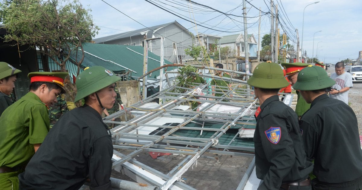 9 Killed, 4 Missing As Typhoon Doksuri Strikes Vietnam | New Straits Times