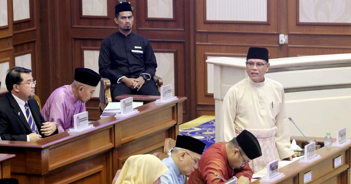 New law in Pahang: No loyalty to Sultan and King, no permit or licence