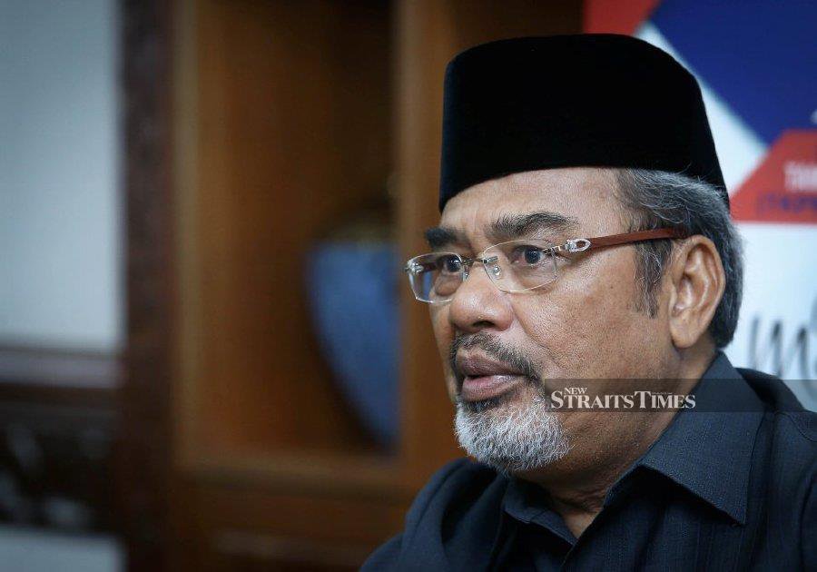 Pasir Salak Member of Parliament Datuk Seri Tajuddin Abdul Rahman has been appointed chairman of the Government Backbenchers Club (BBC). -NSTP file pic