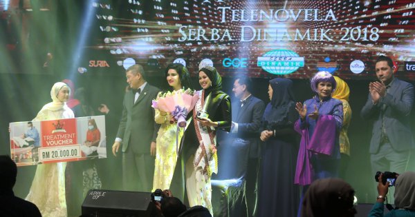 #Showbiz: 'Fattzura' triumphs at Anugerah Telenovela 2018 | New Straits ...