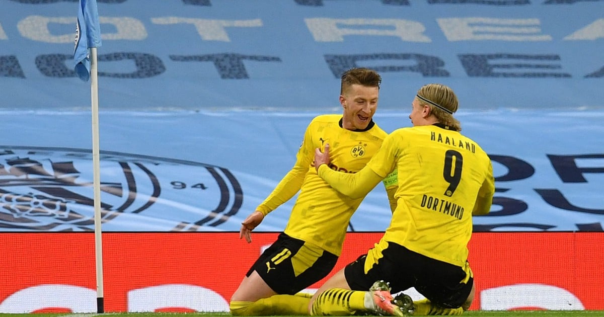 Dortmund skipper Reus revels alongside 'unique' Haaland