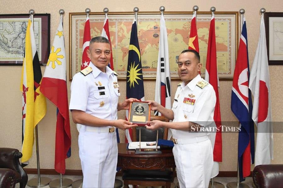 Three Royal Thai Navy Ships On Port Visit At Pulau Indah Base | New ...