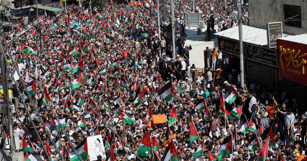 Thousands in Jordan capital gather in solidarity with Gaza | New ...