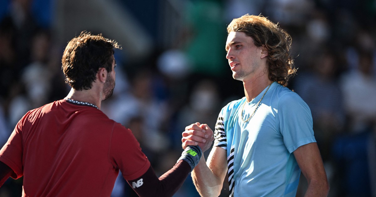 Zverev overpowers Alcaraz and Medvedev prevails in ATP Finals - The Japan  Times