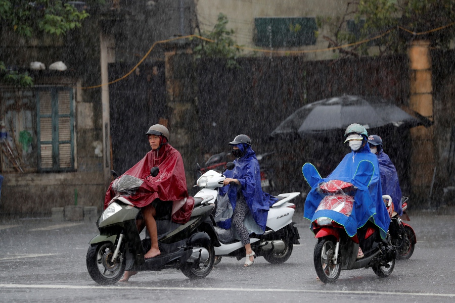 Tropical depression Mulan triggers flash floods in Thai-Myanmar border ...