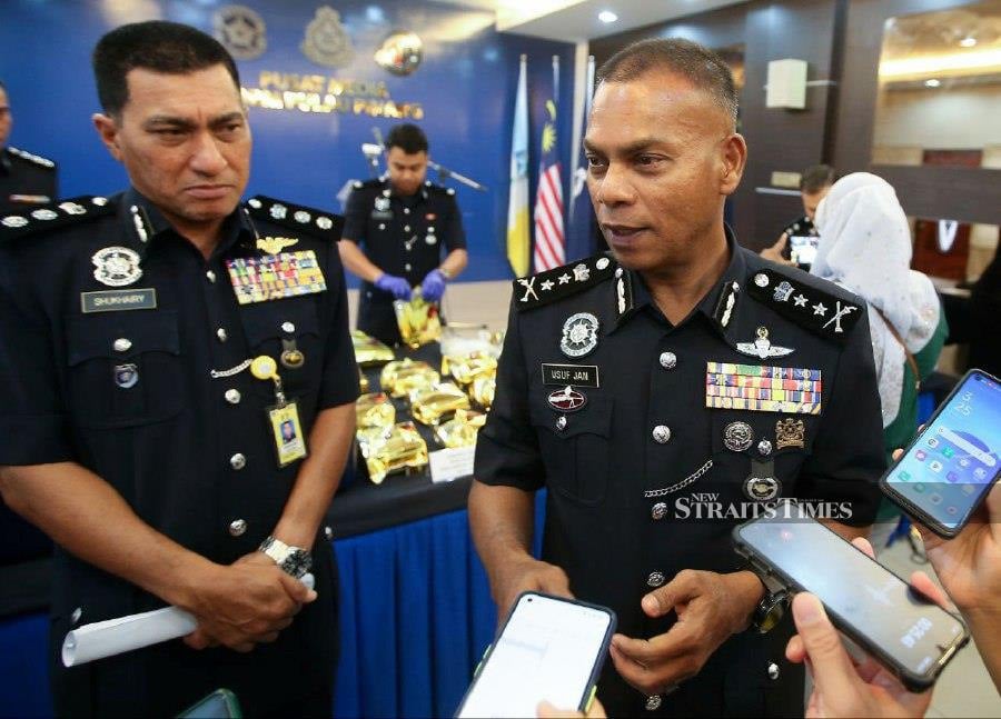 Deputy state police chief Datuk Mohamed Usof Jan Mohamad said police would act on complaints. - NSTP/MIKAIL ONG
