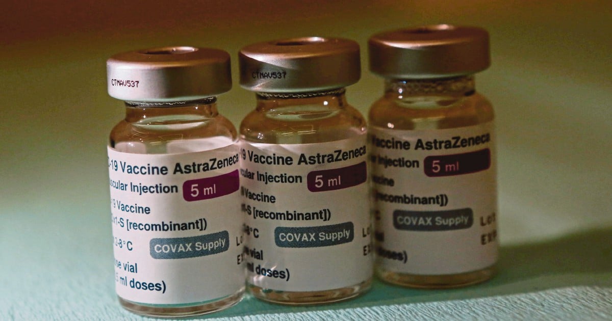 Astrazeneca malaysia vaccine Malaysia approves