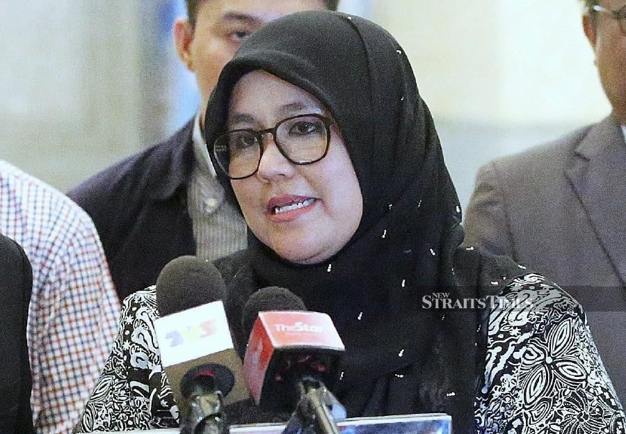 The Public Accounts Committee (PAC) chairman Datuk Mas Ermieyati Samsudin says three former top leaders of the Armed Forces Fund Board (LTAT) will be summoned after Aidilfitri. - NSTP pic