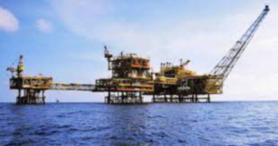 Velesto Energy Bhd’s subsidiary Velesto Drilling Sdn Bhd has received a two-year contract extension for use  three of its jack up drilling rigs Naga 2, Naga 4, and Naga 6 from Petronas Carigali Sdn Bhd.