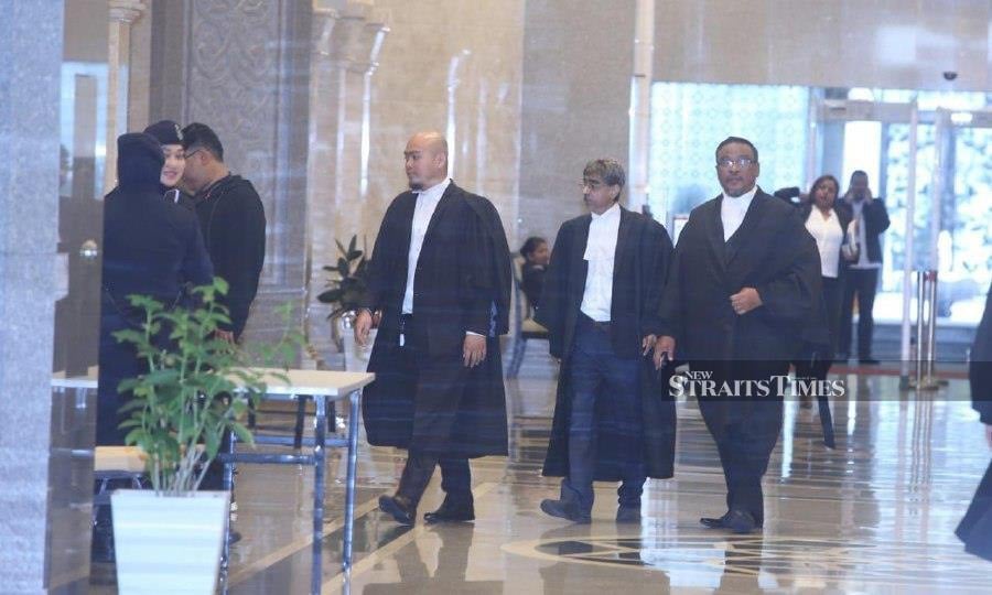 Lawyers arriving at the Court of Appeal to hear an appeal by four NGOs who sought a court declaration in relation to vernacular schools and the usage of the Mandarin and Tamil languages as medium in these institutions. NSTP / HAIRUL ANUAR RAHIM