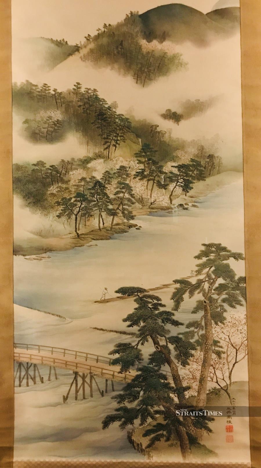  A scroll painting given to the future King Edward VIII by the artist Mitsui Takamine.
